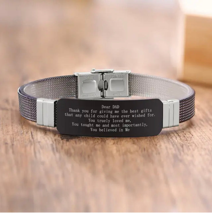 Gepersonaliseerde roestvrijstalen armband: een betekenisvol cadeau voor papa